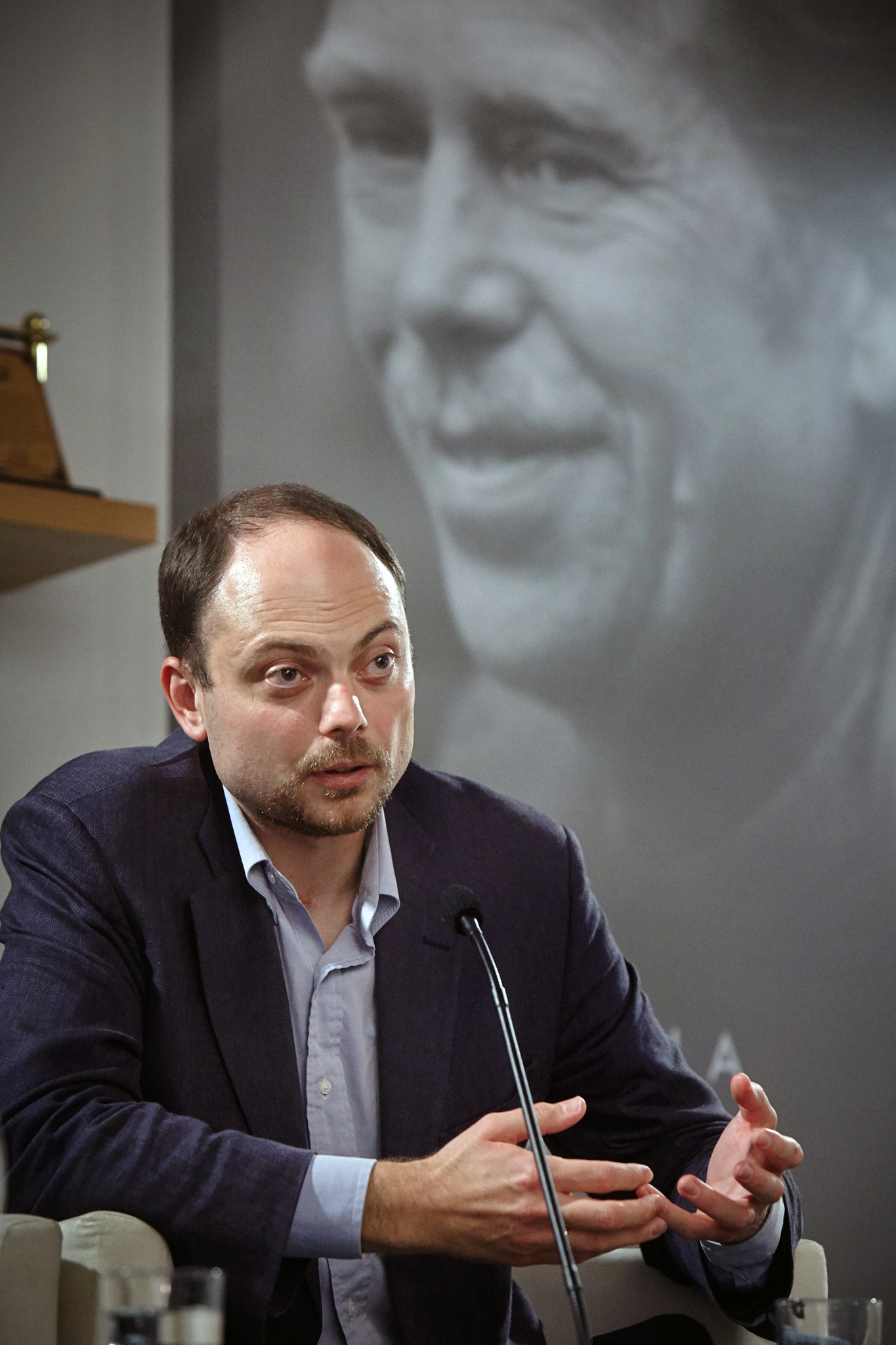 Vladimir-Kara-Murza-foto-Ondrej-Nemec-KVH-(1).jpg