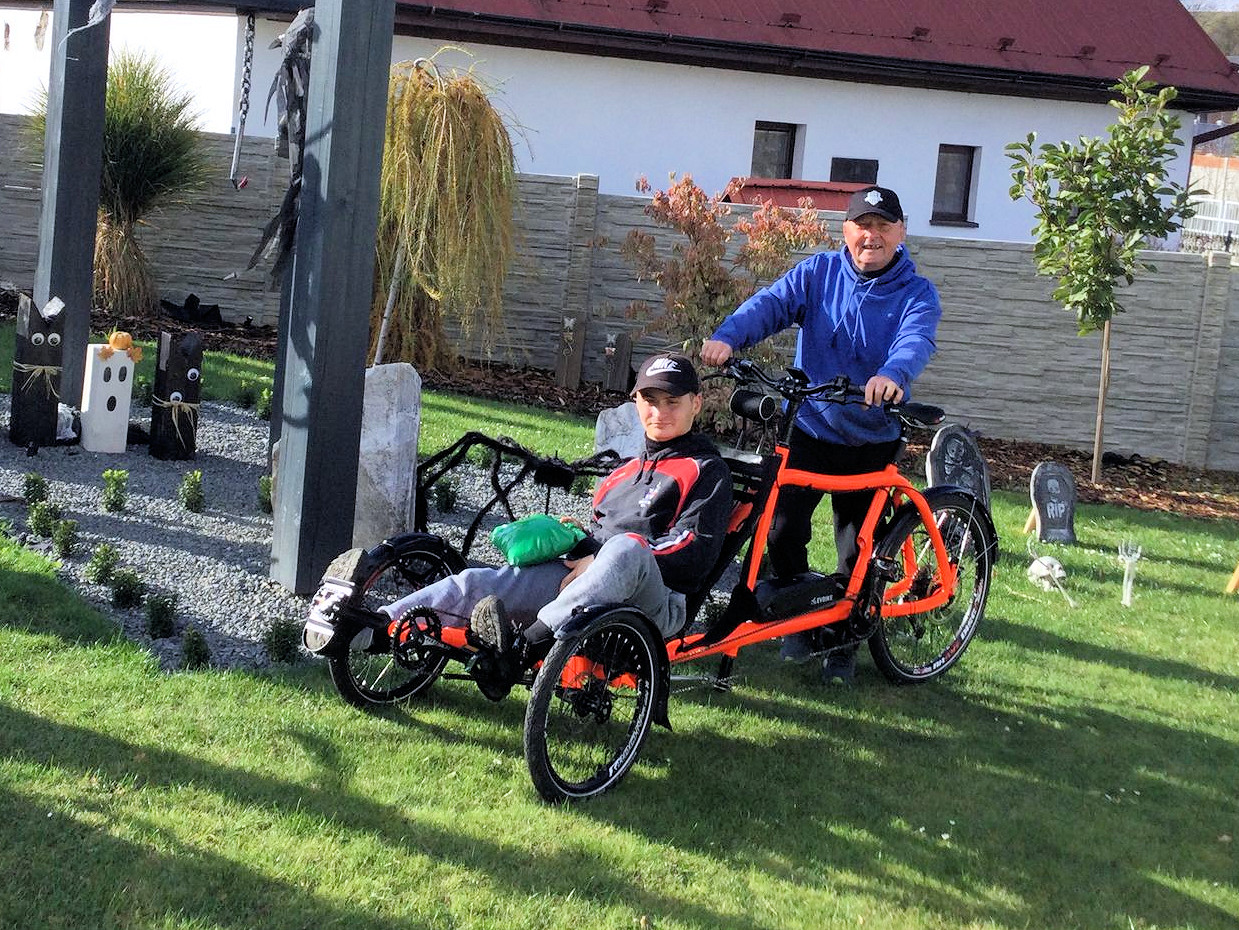 tandem-(2).jpg